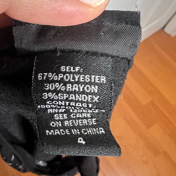 Torrid Womens Black Star Print Blouse Cap Sleeves Draped Top Shirt sz 4XL - Picture 6 of 9